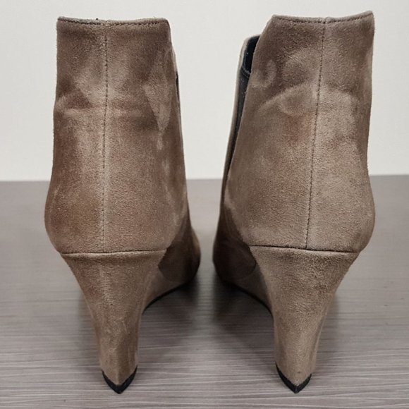Via Spiga 'Kenzie' Wedge Bootie Sand Suede Womens Size 5.5 / 35.5 - Picture 5 of 8